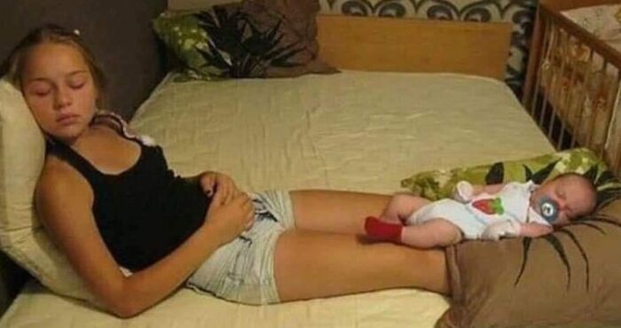 Left Our Oldest In Charge And Came Back To This Golden Moment