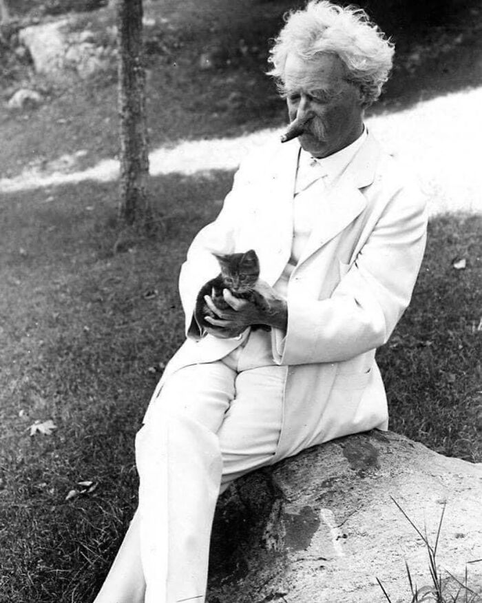 These Victorian Photos Are Weird, Wonderful, and Totally Worth a Peek