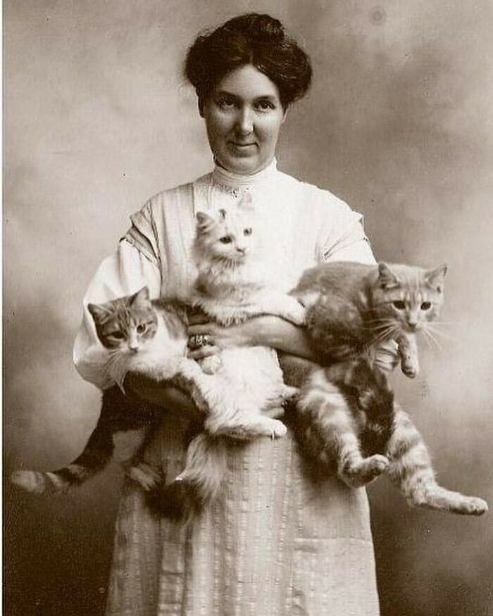 These Victorian Photos Are Weird, Wonderful, and Totally Worth a Peek