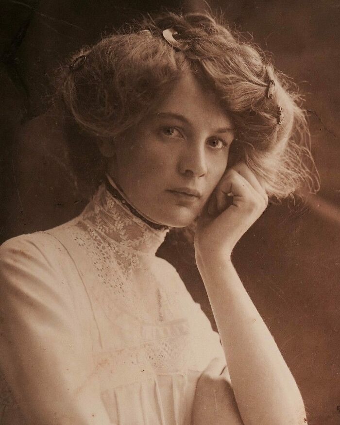 These Victorian Photos Are Weird, Wonderful, and Totally Worth a Peek