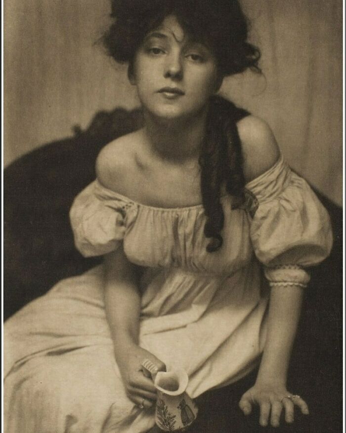 These Victorian Photos Are Weird, Wonderful, and Totally Worth a Peek