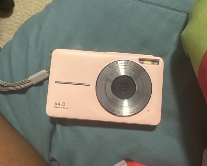 Snap That Y2K Vibe with This Cute-as-Hey Digital Camera