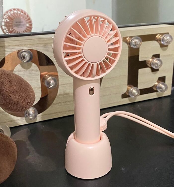 Beat The Heat Anywhere With This Pocket-Sized Gaiatop Mini Fan