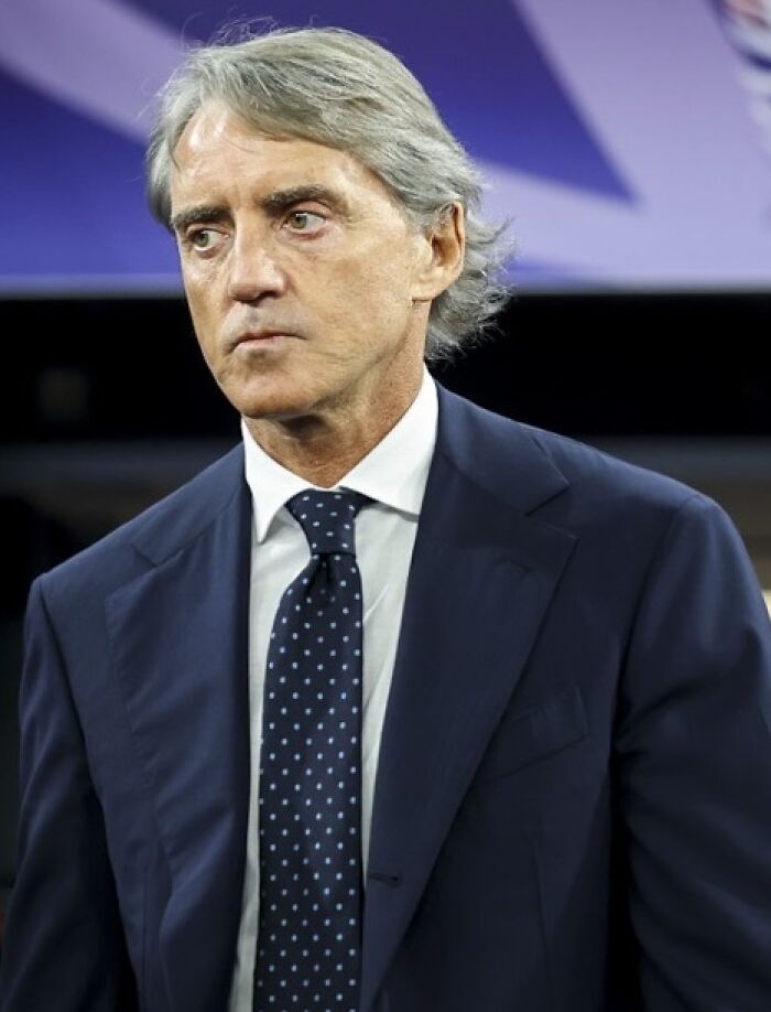 Roberto Mancini: Soccer Legend Who Prays Before the Game