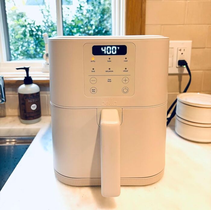 Your Oven’s About to Feel Jealous of the Bella Airfryer