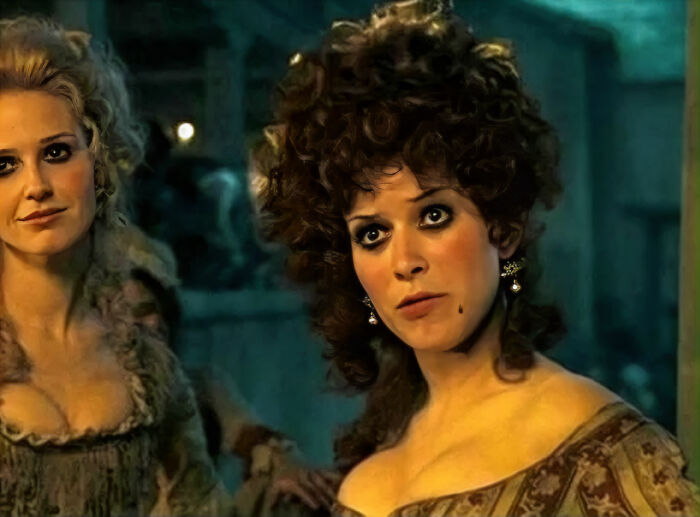 Wait, They Really Quit Fame To Do This?! 34 Celebs Who Traded Red Carpets For Real Life