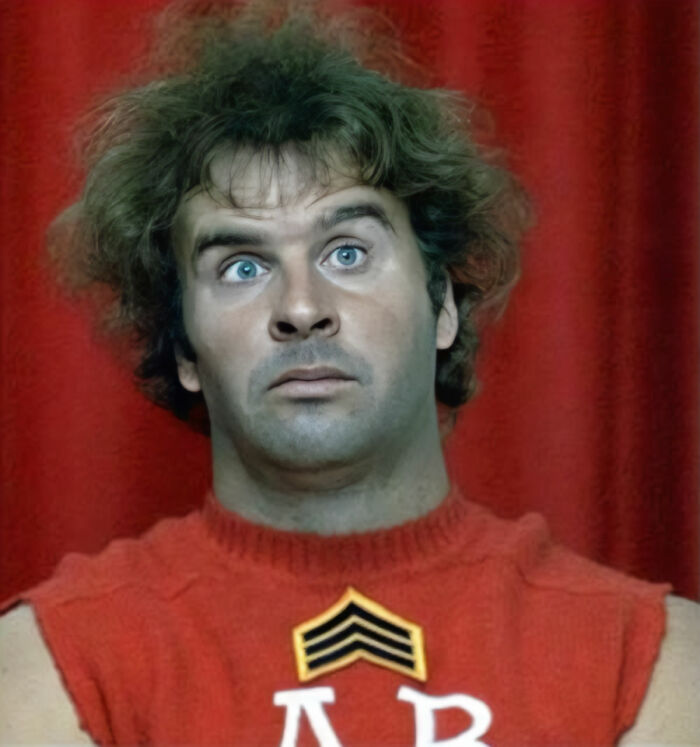 Wait, They Really Quit Fame To Do This?! 34 Celebs Who Traded Red Carpets For Real Life