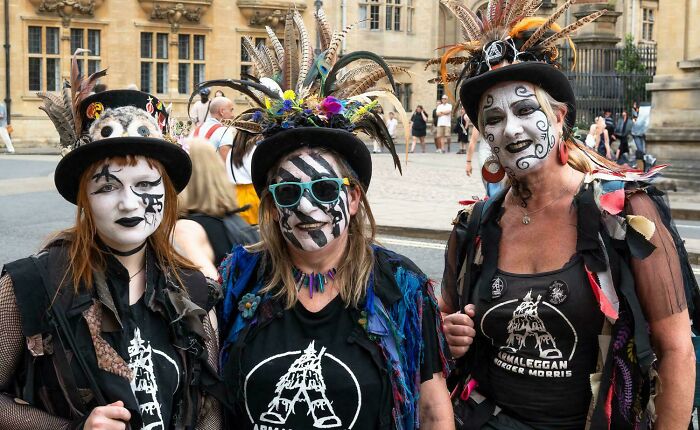 Border Morris Dancers Bring the Fun to Oxford