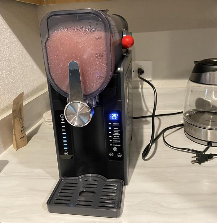 Your 7-Eleven Slushie Dreams Are Coming True With This Awesome Slushie Machine
