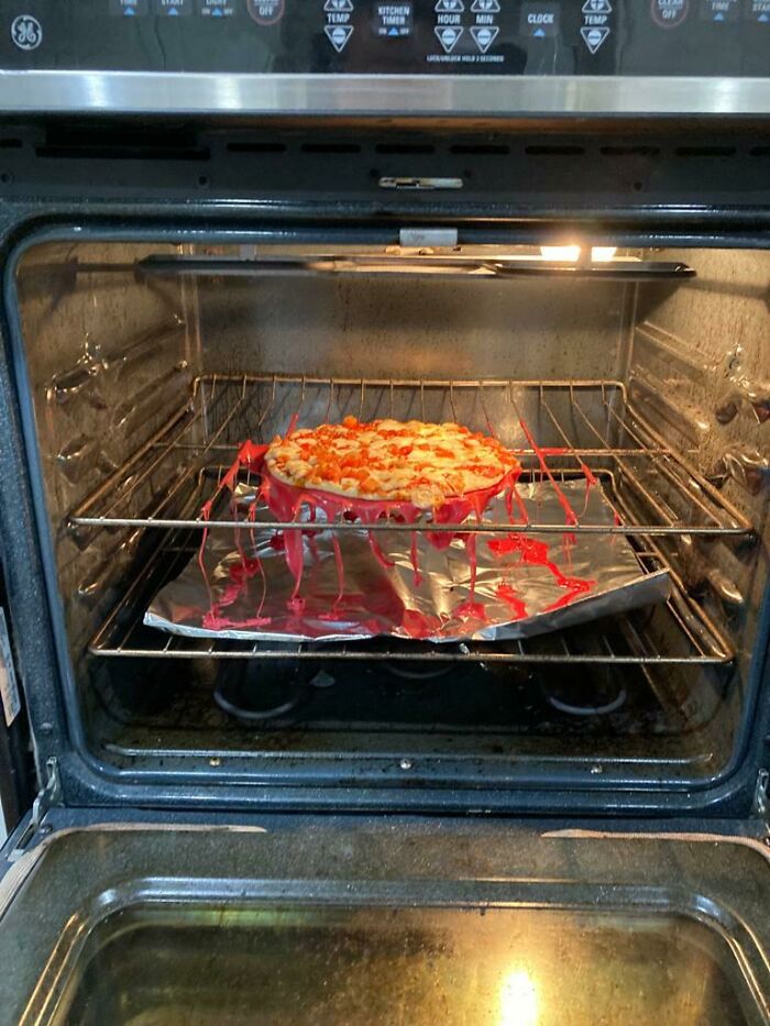 Younger Brother Moving Out In 2 Weeks Tried Making Pizza. Spoiler: It’s Unique.
