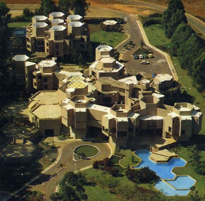 Brazil’s Spanish Embassy With A Twist