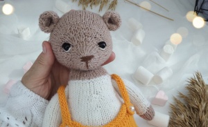 10 Times Yarn Became Cuddly Teddy Bears (Magic, Right?)