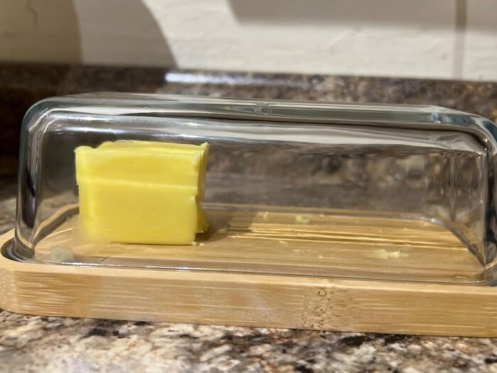 Say Goodbye to Messy Butter Days With This Airtight Glass Butter Dish That Lets Butter Feel Fancy