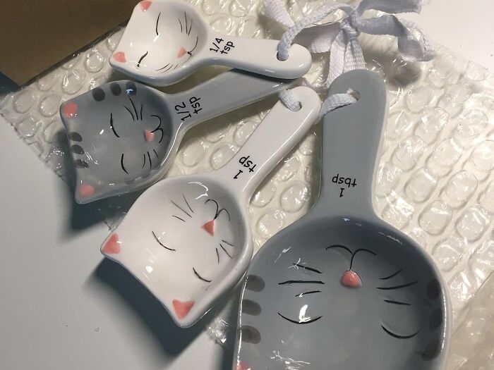 Ceramic Cat Measuring Spoons So Cute, You’ll Actually Look Forward to Baking