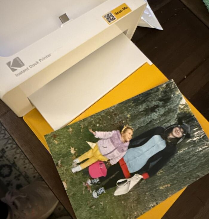 Kodak Instant Photo Printer To Bust Your Digital Photo Jail And Make Prints Pop!