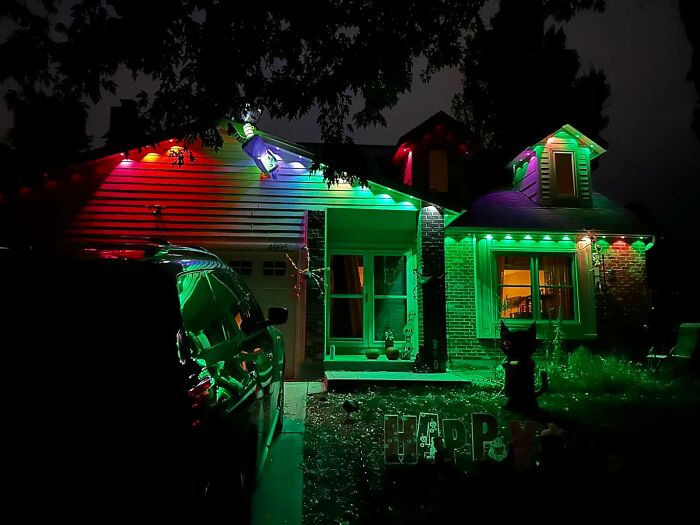 Alexa-Compatible Outdoor Lights To Make You The Ruler Of Backyard Vibes