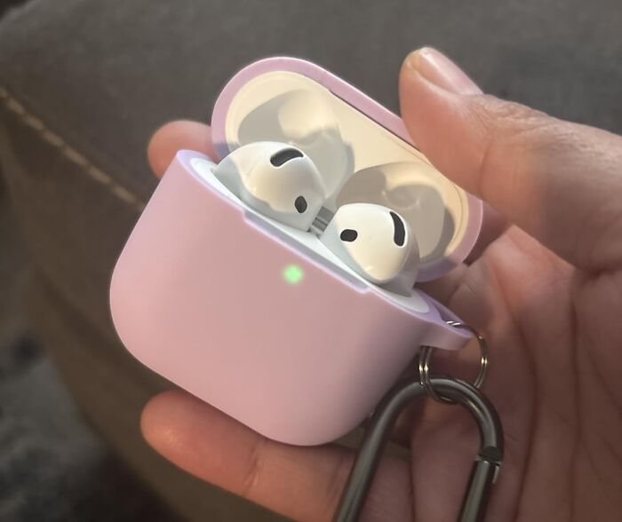 Apple AirPods 4: The Ultimate "I'm Busy, Don’t Disturb" Signal