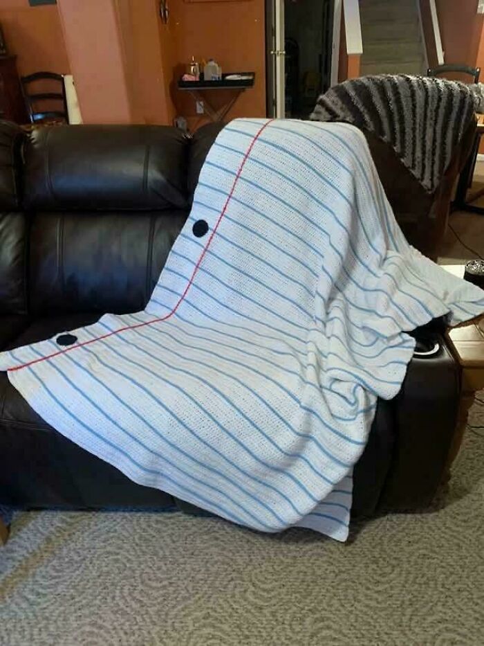 Lined Paper Blanket? Surprise, It’s Cozy!