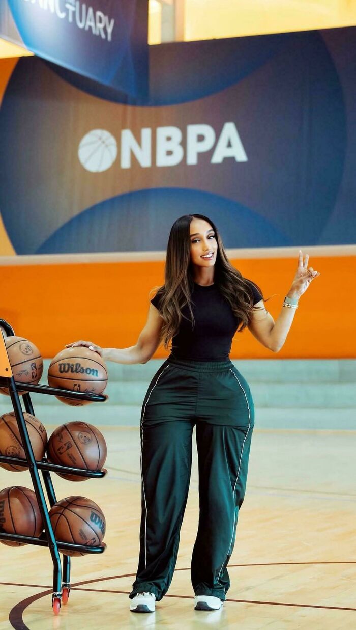 Girl, There's No Way That's Real