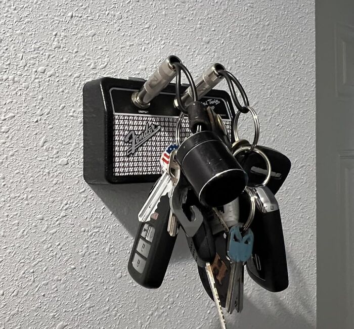 Say Bye-Bye To Lost Keys With This Fender Mini Jack Key Holder That Makes Dad Feel Like A Rockstar