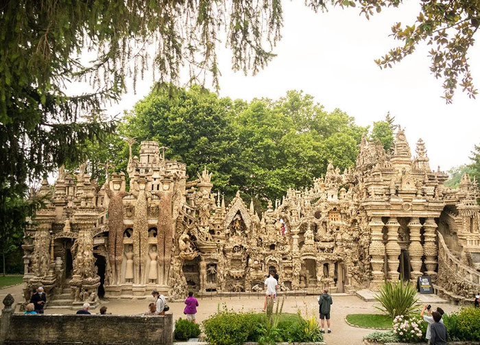 One Postman’s Dream: France’s Rockin’ Palais Idéal