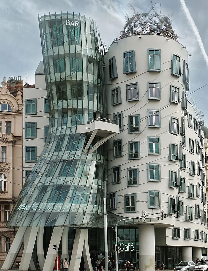 The Dancing House in Prague: Two Buildings Doing the Tango