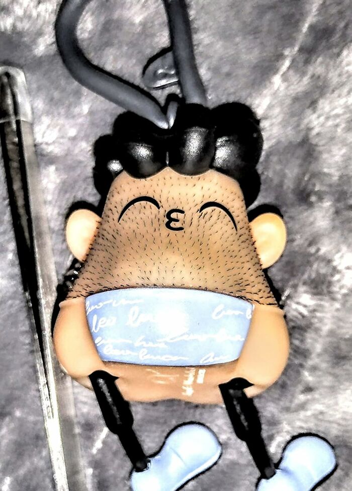 Blackhead Picking Toy: Satisfy Your Gross Out Urge (Without Messing Up Your Face)