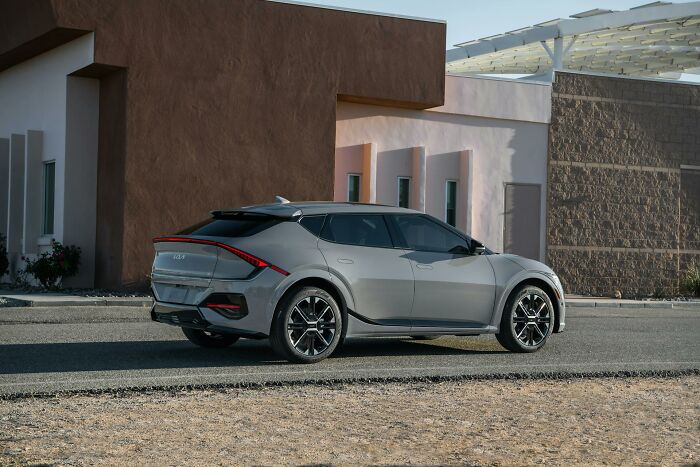 41 Tiny Design Oops That Somehow Made Life Way Harder