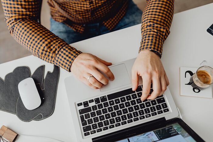 41 Tiny Design Oops That Somehow Made Life Way Harder