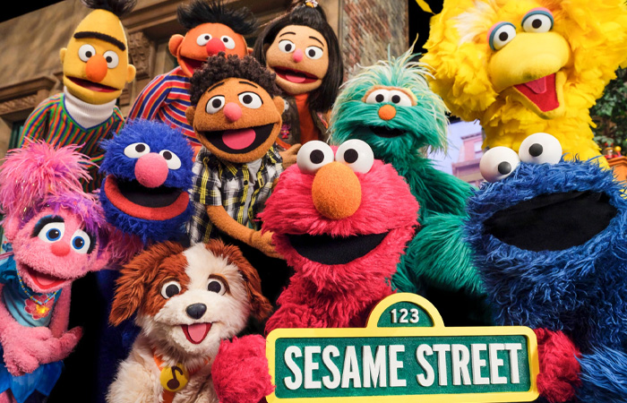 Sesame Street (56 Seasons) - The Ultimate Big Bird Hangout