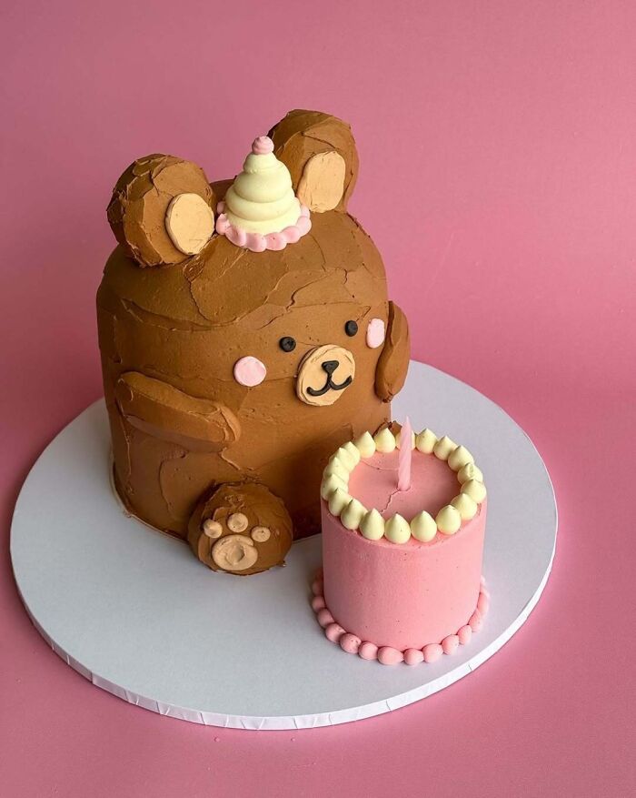 Here to Bless Your Feed with This Cutie Pie Bear Cake