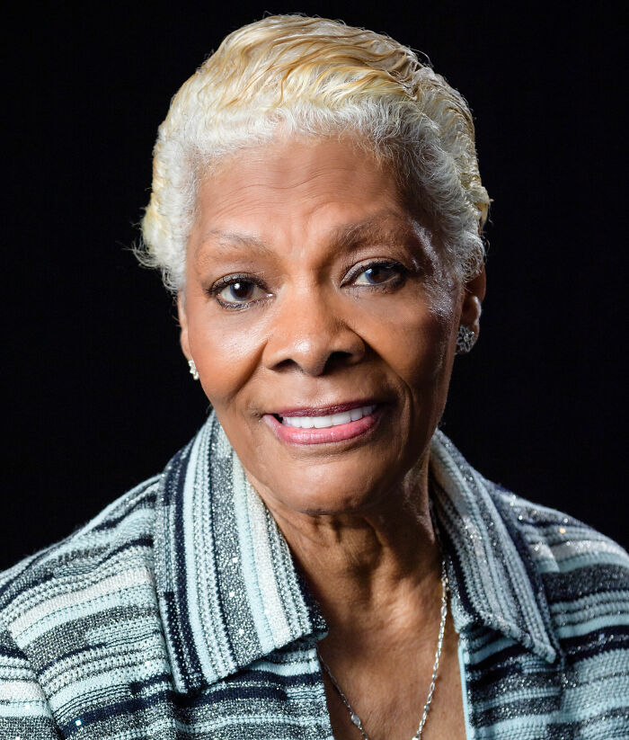 Dionne Warwick: The Voice That Stole Hearts (and a Name!)
