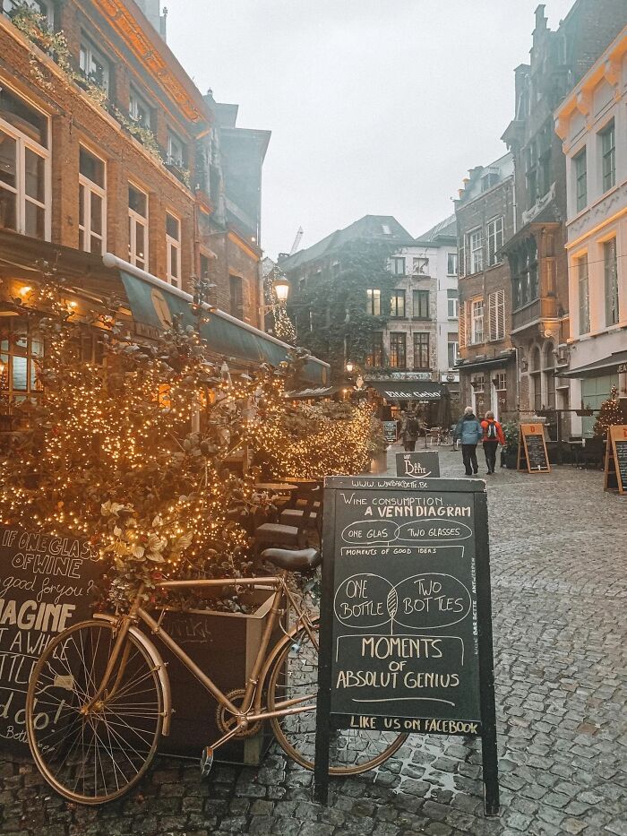 Worth It: Antwerp Christmas Market, Belgium - The Sweet Little Secret