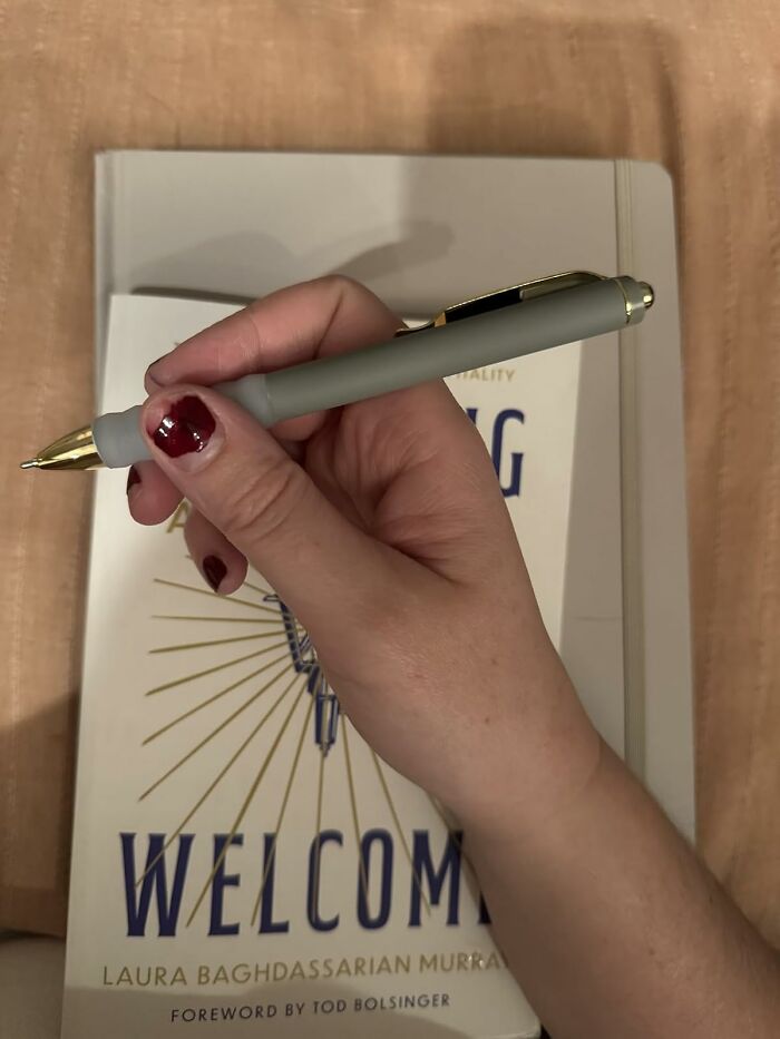 These Linbsunne Ballpoint Pens Will Turn Her To-Do List Into a Fancy Document You Actually Want to Write On