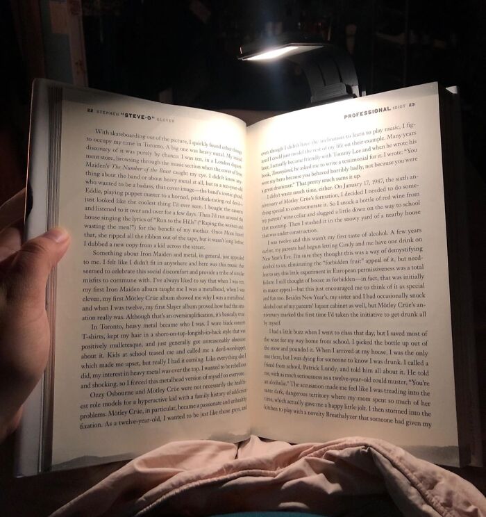 This Clip-On Reading Light Is Like a Gentle Spotlight for Book Lovers