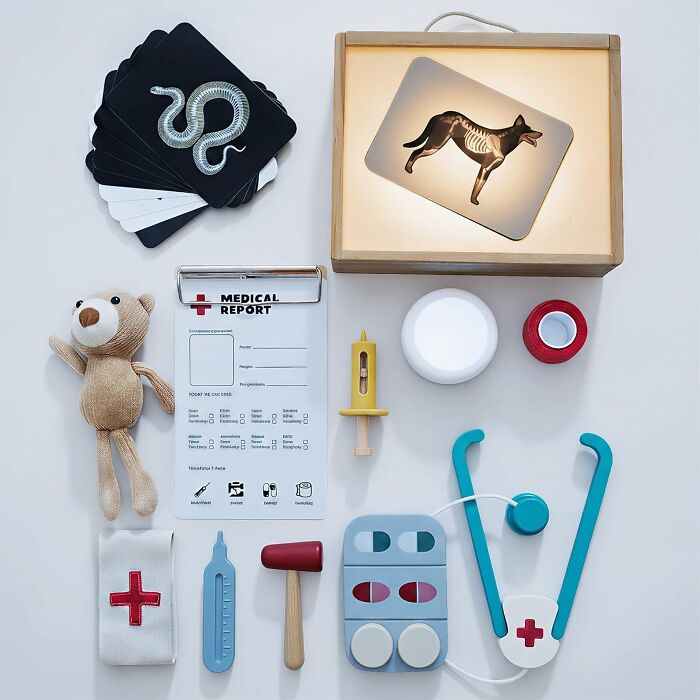 Doctor Kit For Toddlers That Turns Them Into The Funniest Vet Ever