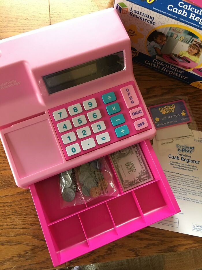 Toy Cashregister That Makes Them The Boss Of Every Purchase (Even If They Don’t Totally Get It)