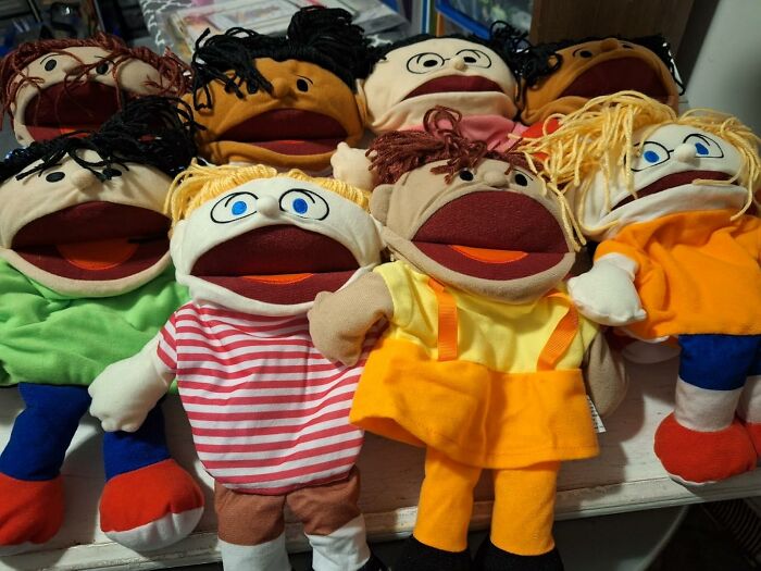 Hand Puppets That Turn Their Hands Into Tiny Drama Queens with Zero Stage Fright