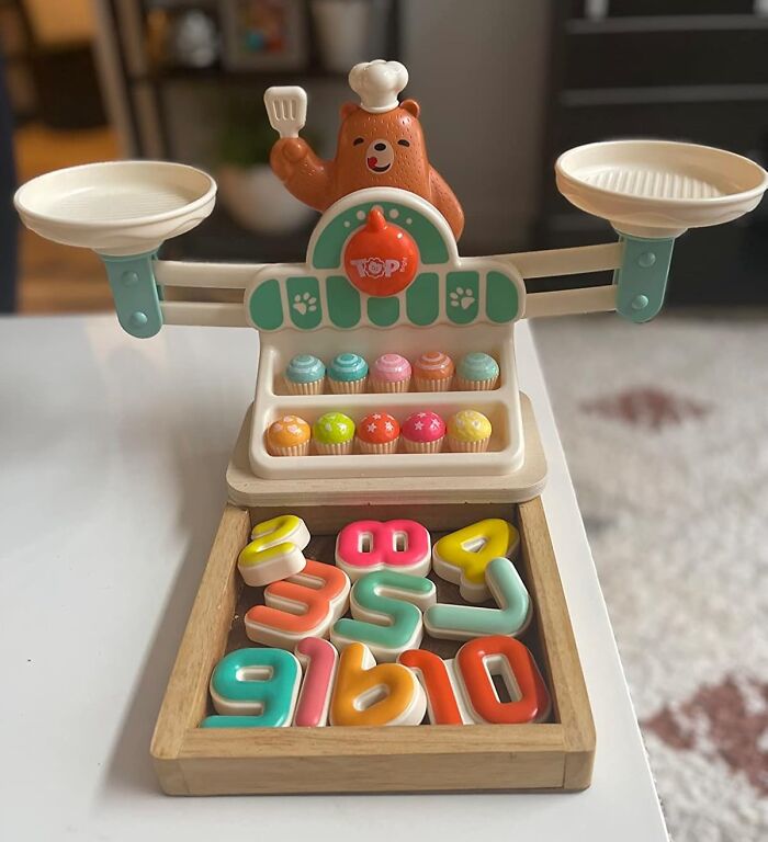 Bakery Bear Balancing Math Game That Sneakily Teaches Counting