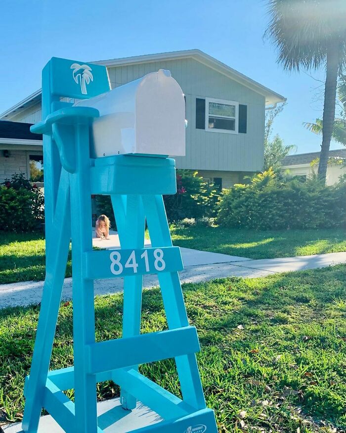 Lifeguard Chair Mailboxes Are Taking Over