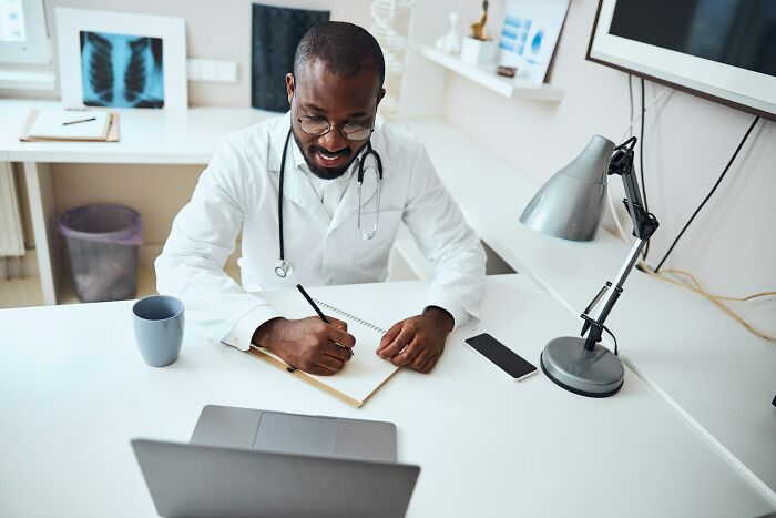 Let’s Peek Inside The ER Inbox: Wild Reasons People Rush To ER (But Shouldn’t!)