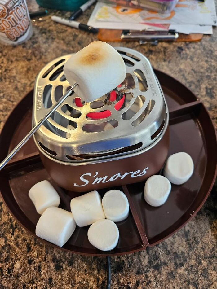 Make Indoor S’mores Anytime with This Tabletop Electric Roaster