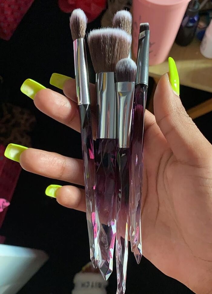 Ditch Old, Crusty Brushes for This Luxe 10-Piece Makeup Brush Set