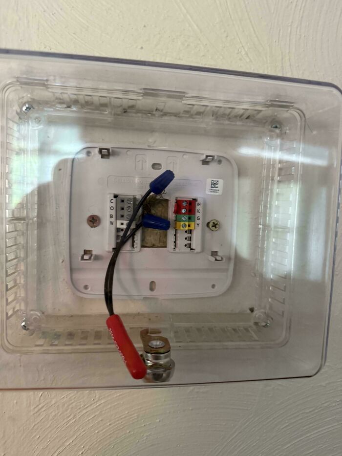 Landlord Fails That Will Make You Say "Wait, They Actually Did That?"