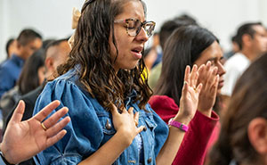 We Asked Former Cult Members: 'When Did You Realize It Was a Cult?' The Answers Will Surprise You