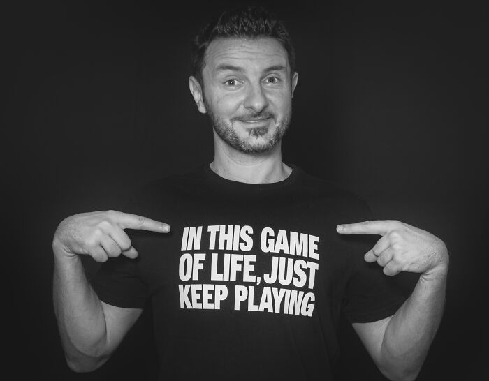 34 Hilarious Signs Someone Never Left High School Behind