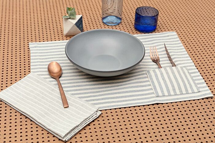 These Striped Placemats With Cutlery Pockets Are Like Cheat Sheets For People Who Always Mix Up Their Forks