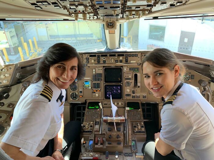 This Delta Flight Had a Mother-Daughter Duo Flying the Skies—Talk About Goals!