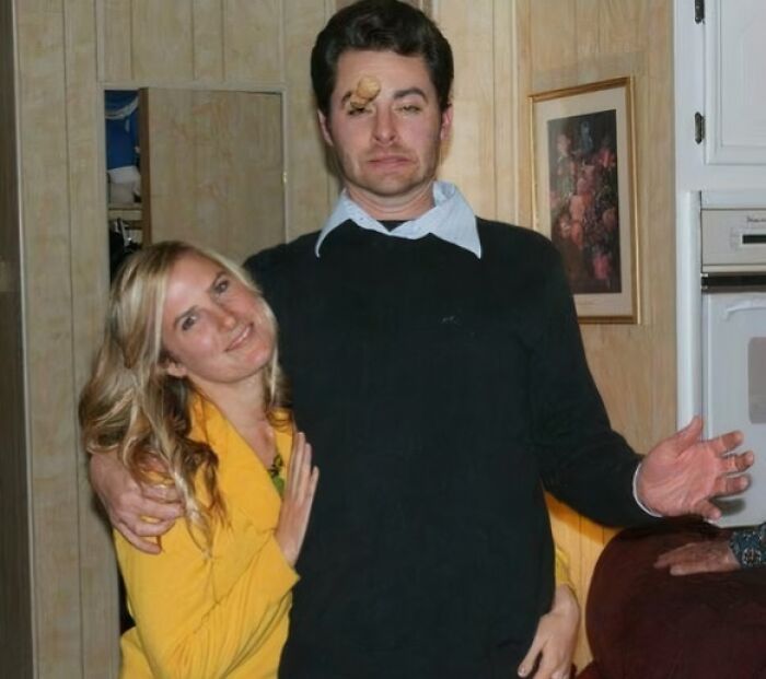 That Christmas When a Champagne Cork Got Personal