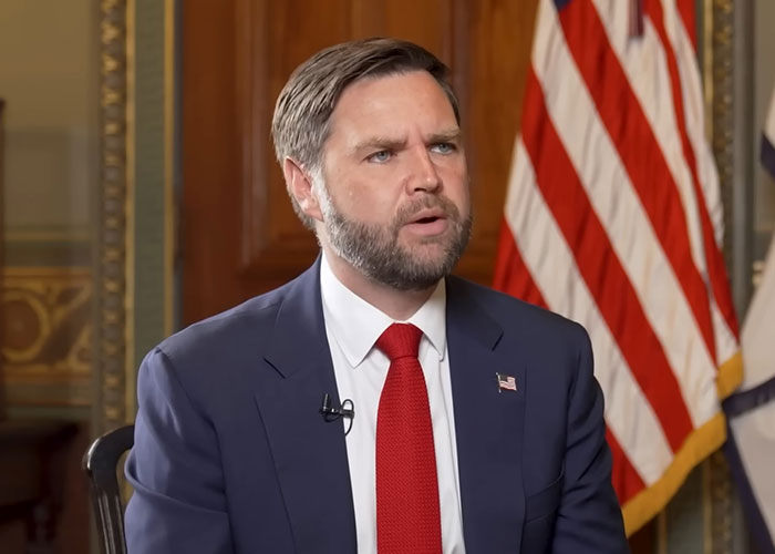 The Celebrity Encounters That Are Too Good (or Weird!) Not to Share